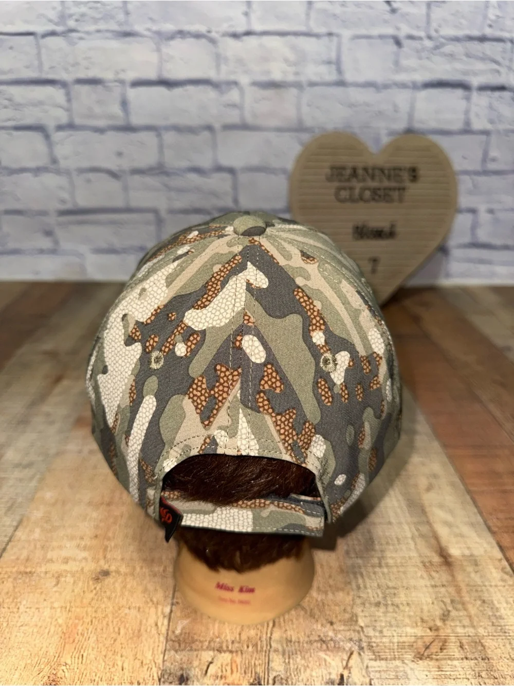 Duck Camp Hat Vantage Cap Adjustable Hunting Performance Stretch Great condition